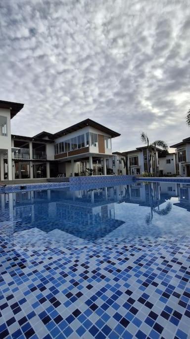 Vacation Home Near Panglao Airport And White Sand Beaches Biking Exterior photo